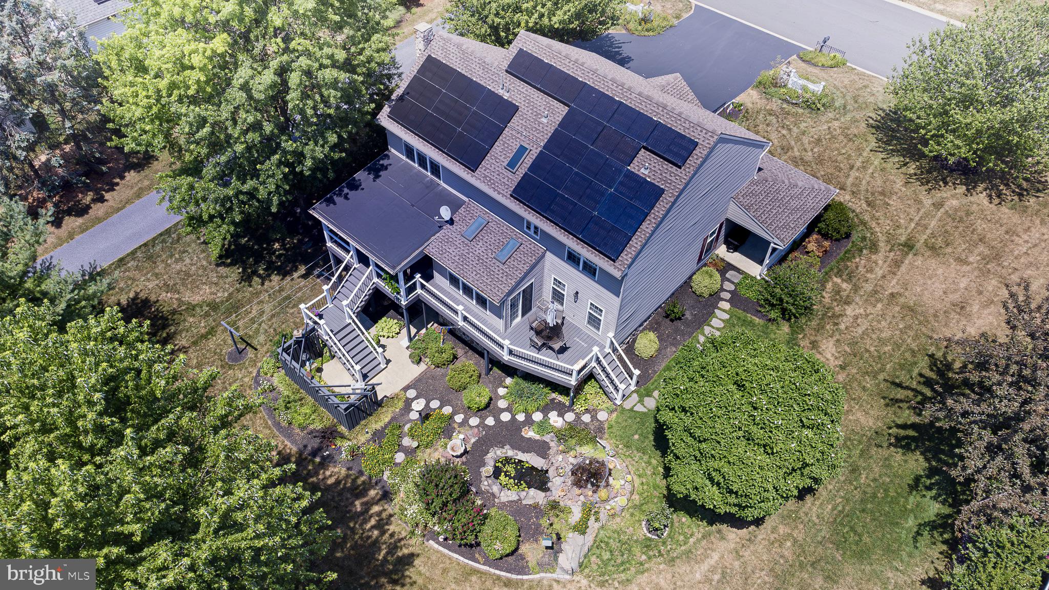 22 Royal Drive Lititz, PA 17543 - Photo 7 of 63