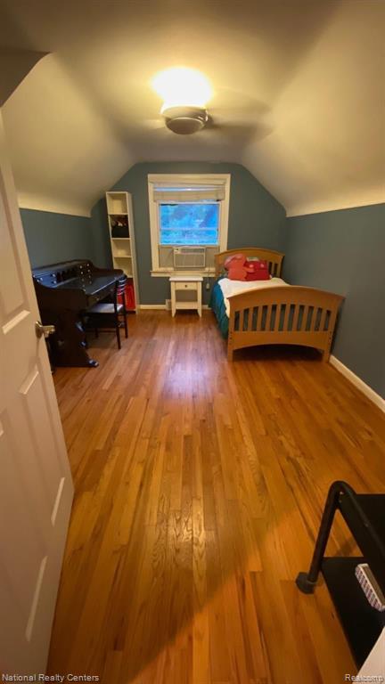 1736 Croft Road Birmingham, MI 48009 - Photo 21 of 24