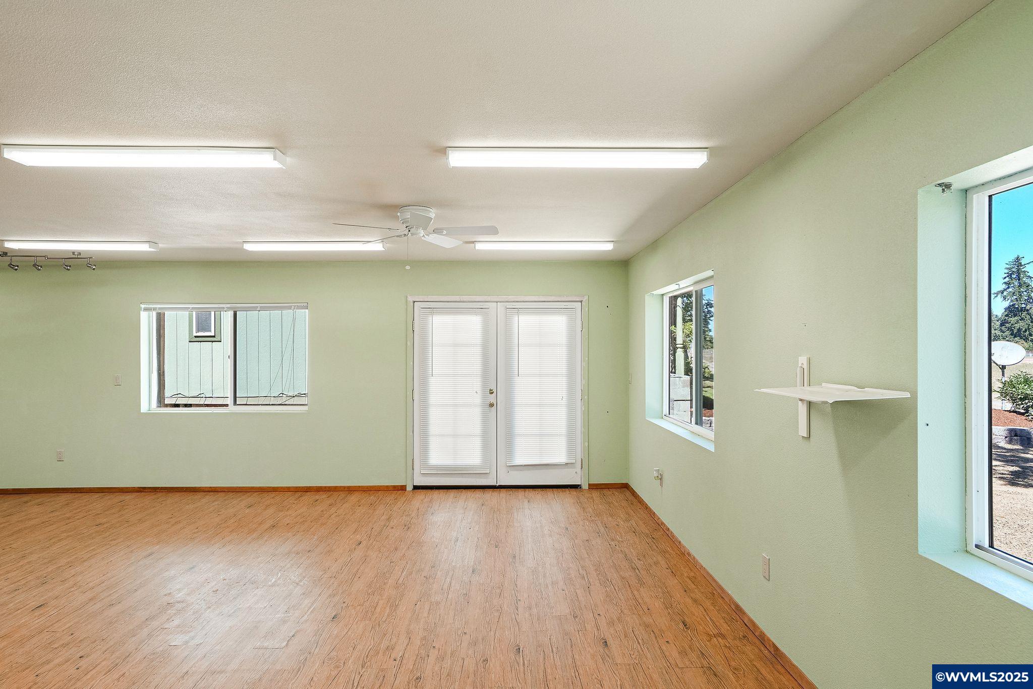 1677 Talbot Road Southeast Jefferson, OR 97352 - Photo 35 of 43 Gallery Image 35
