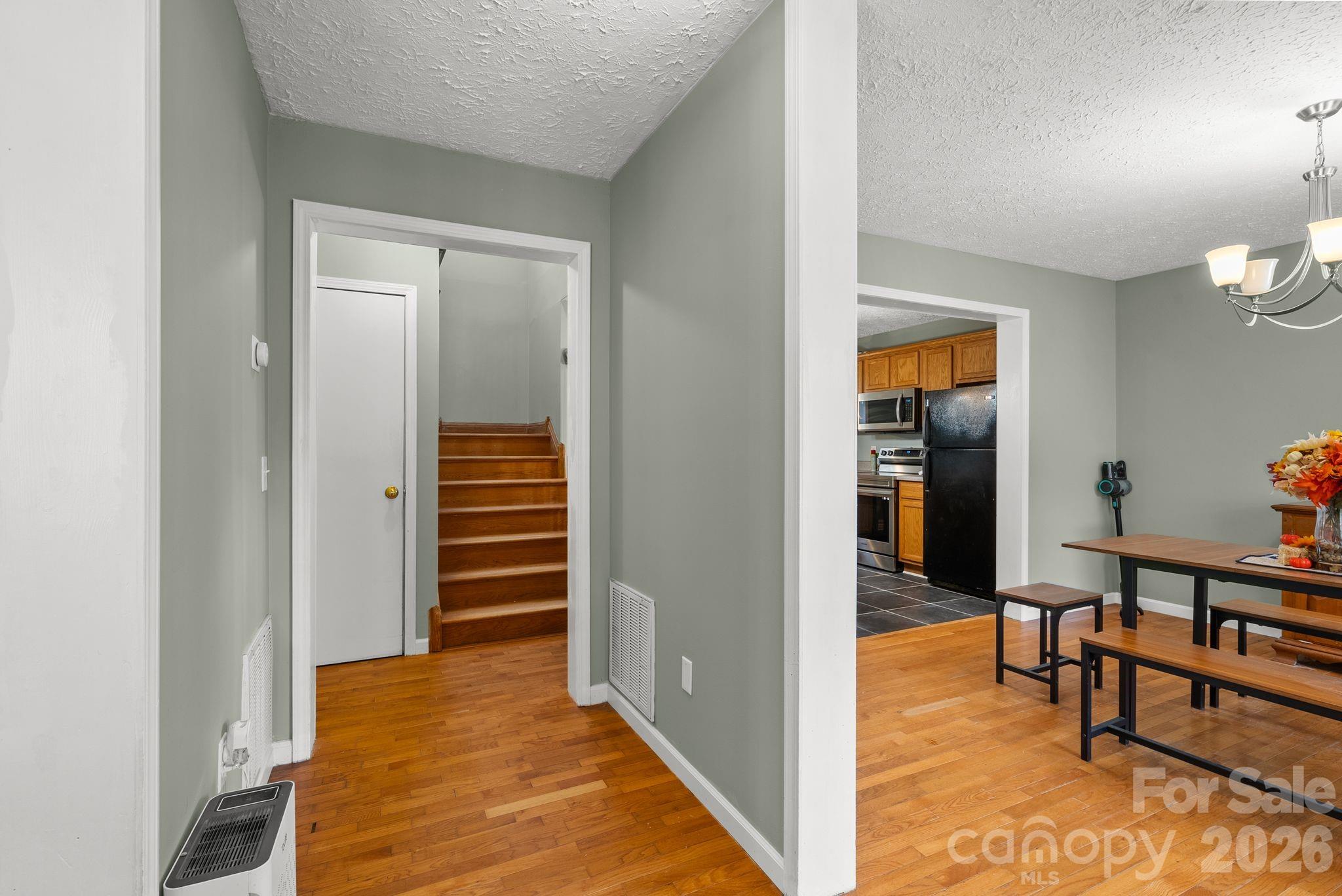 842 Grouse Road Clyde, NC 28721 - Photo 8 of 32