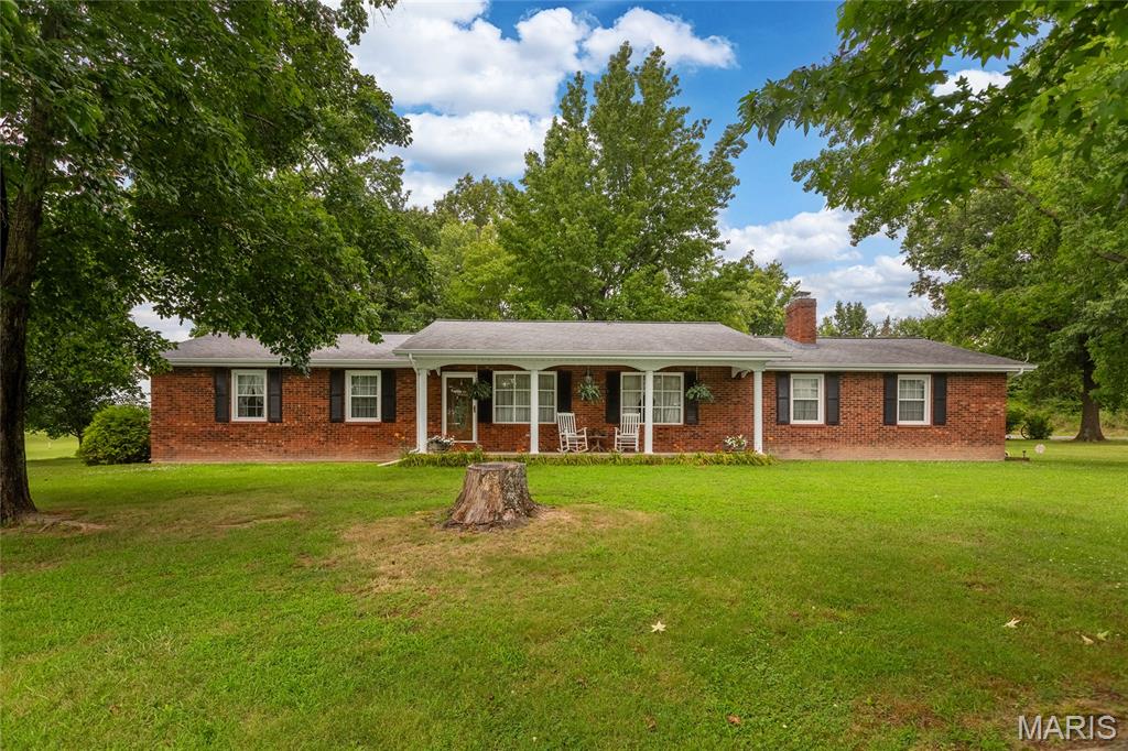 1425 Coffee Road Raleigh, IL 62977 - Photo 1 of 33
