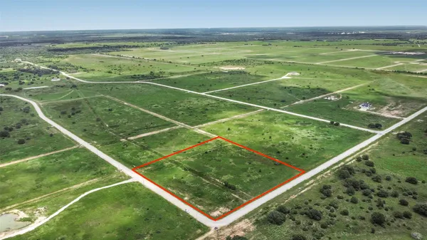 $141,500 | 5557 Teal Lane, Columbus, TX 78934