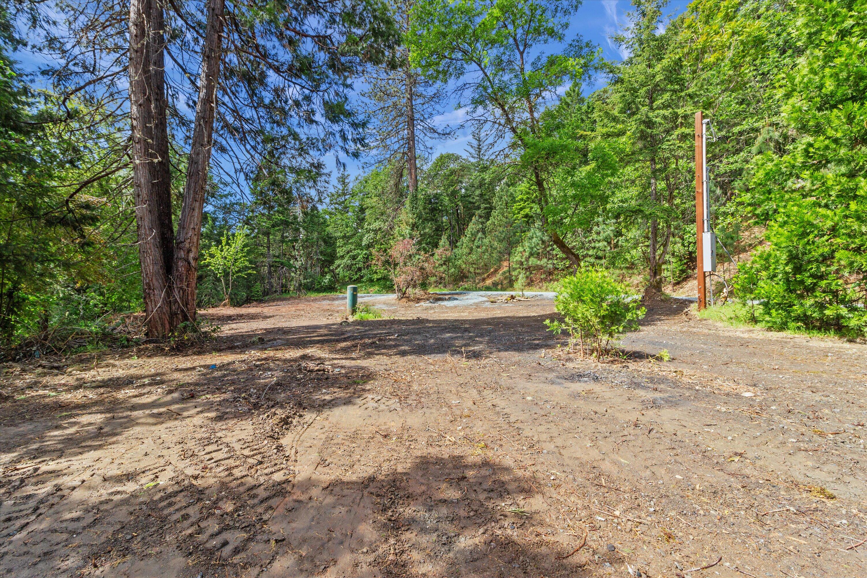 2670 Robertson Bridge Road Grants Pass, OR 97526 - Photo 20 of 24 11-2670 Robertson Bridge Rd-11