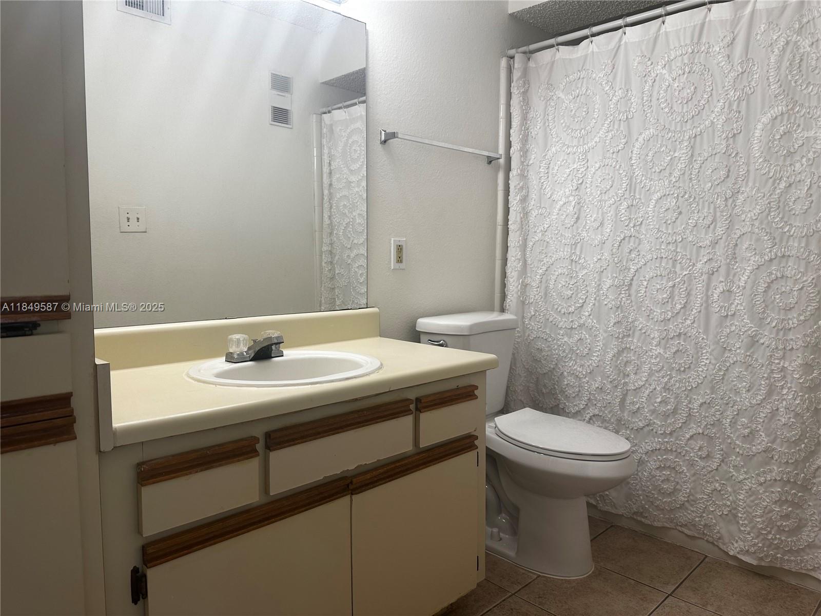15551 Southwest 104th Terrace, Unit 825 Miami, FL 33196 - Photo 18 of 20
