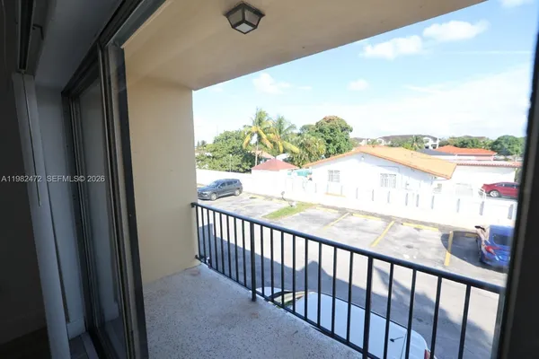 $2,150 | 3501 West 11th Avenue, Unit 207, Hialeah, FL 33012