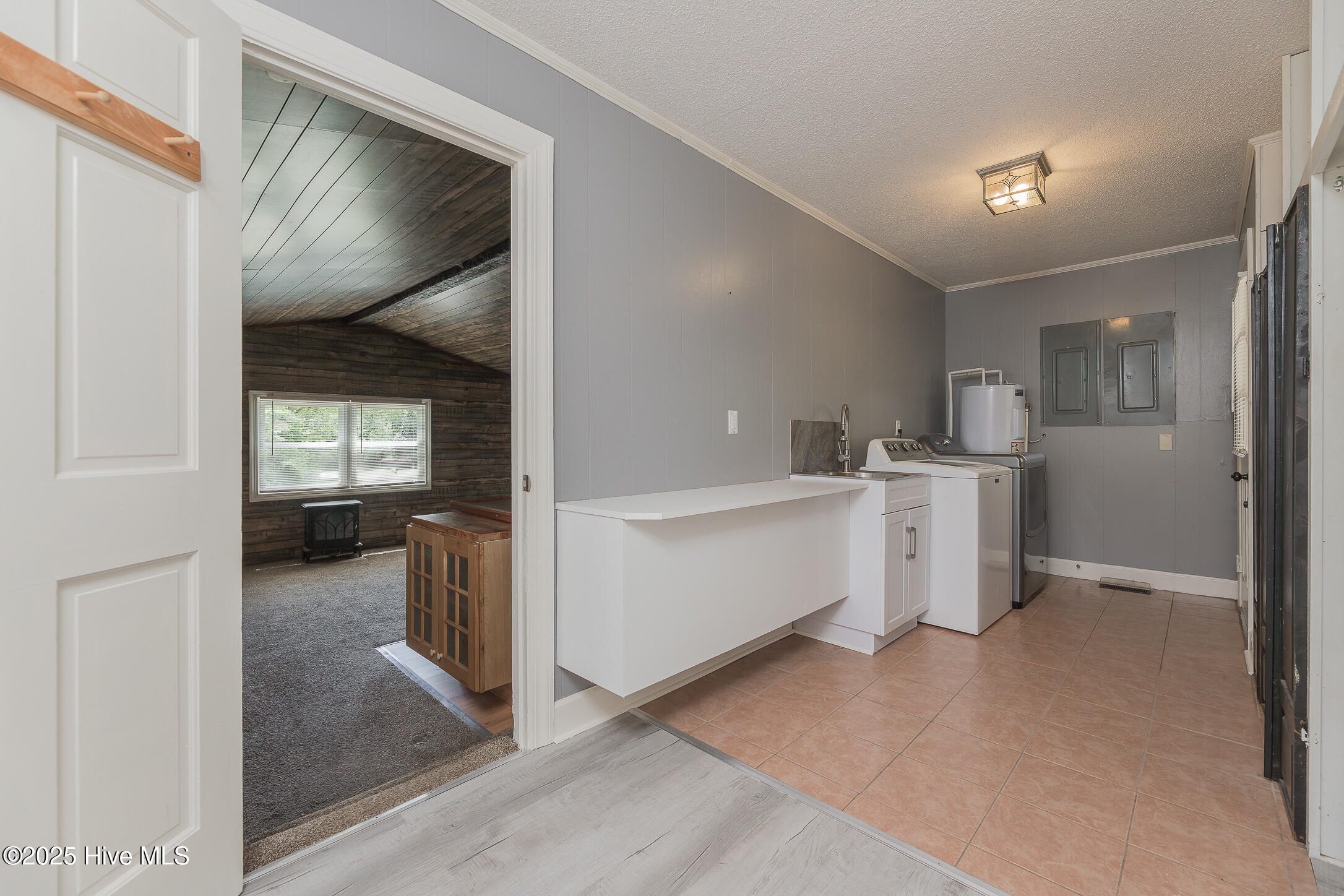 191 Sunset Road Wallace, NC 28466 - Photo 16 of 25 61LAUJNDRY-2