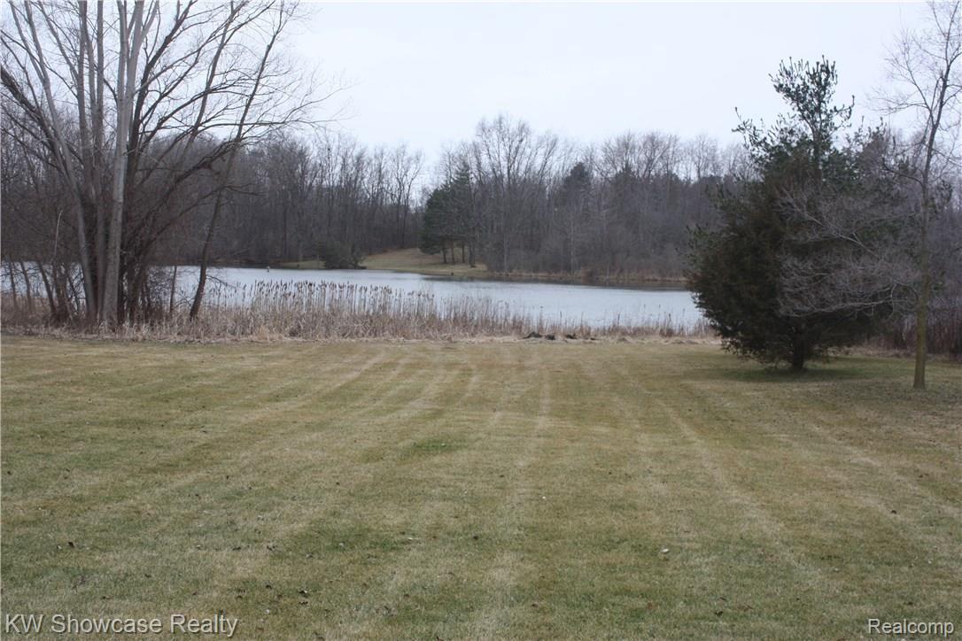 6220 Atlas Road Grand Blanc, MI 48439 - Photo 47 of 51 IMG_7856.JPG