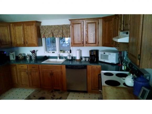 124 Ridge Road Barnstead, NH 03225 - Photo 4 of 11