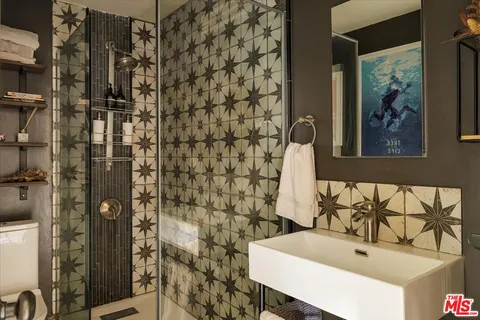 $999,000 | 1325 Romulus Drive, Glendale, CA 91205