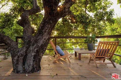 $999,000 | 1325 Romulus Drive, Glendale, CA 91205