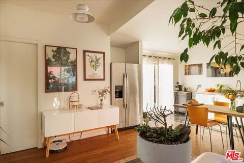 $999,000 | 1325 Romulus Drive, Glendale, CA 91205