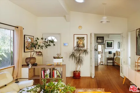 $999,000 | 1325 Romulus Drive, Glendale, CA 91205