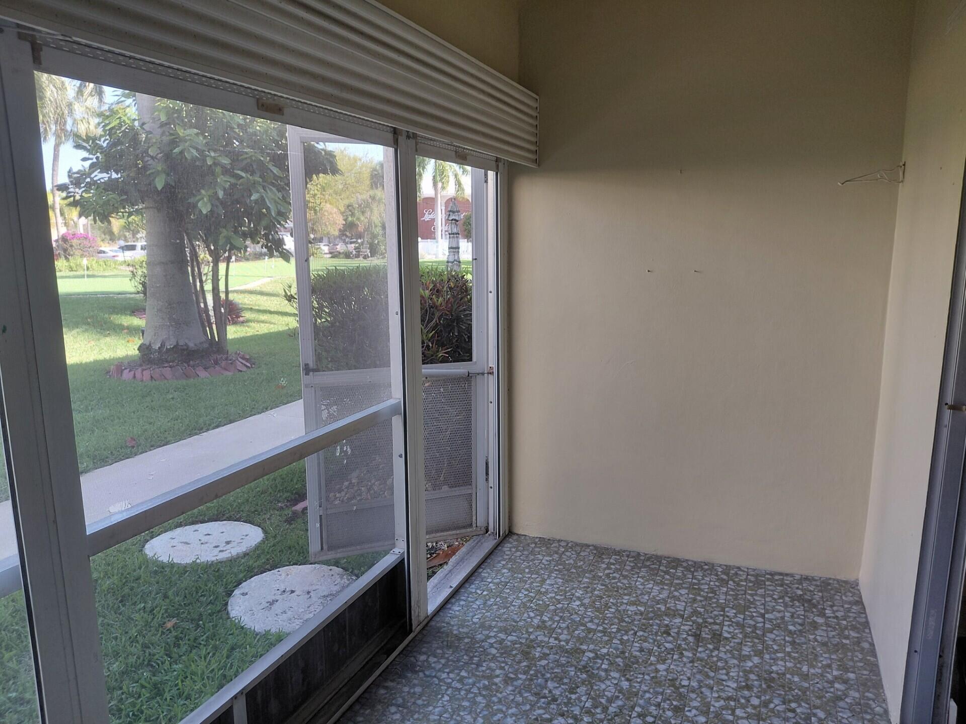 1951 Northeast 39th Street, Unit 127 Lighthouse Point, FL 33064 - Photo 17 of 35 LPGN 127 4