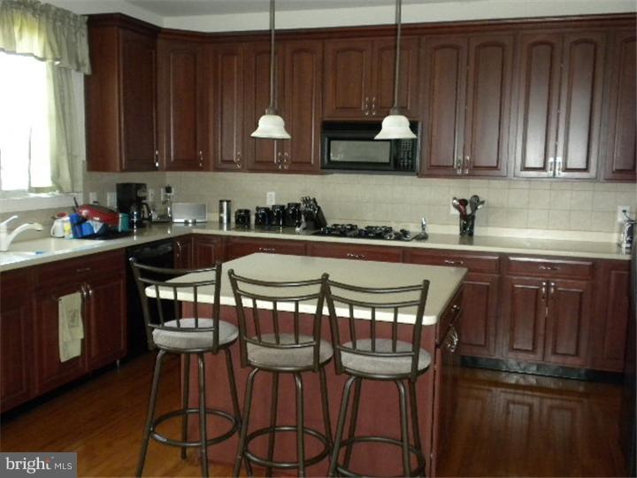 33 Banbury Road Lumberton, NJ 08048 - Photo 8 of 25 Gallery Image 8