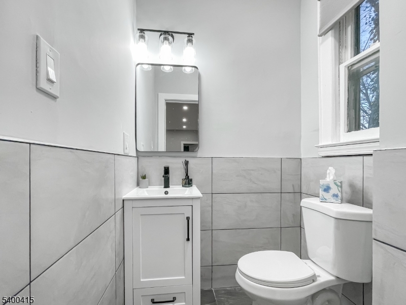 45 Rutgers Street Irvington, NJ 07111 - Photo 12 of 35