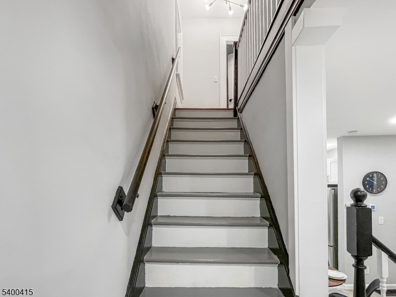 45 Rutgers Street Irvington, NJ 07111 - Photo 16 of 35