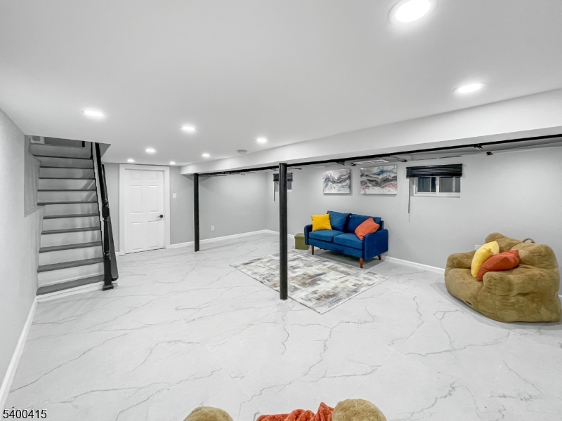 45 Rutgers Street Irvington, NJ 07111 - Photo 27 of 35