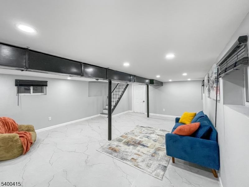 45 Rutgers Street Irvington, NJ 07111 - Photo 28 of 35