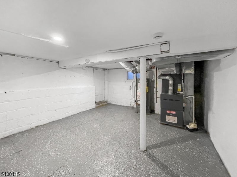 45 Rutgers Street Irvington, NJ 07111 - Photo 29 of 35