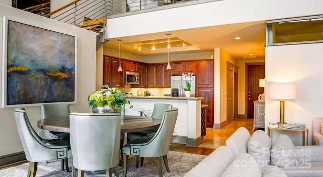 $5,100 | 4300 Sharon Road, Unit PH3, Charlotte, NC 28211