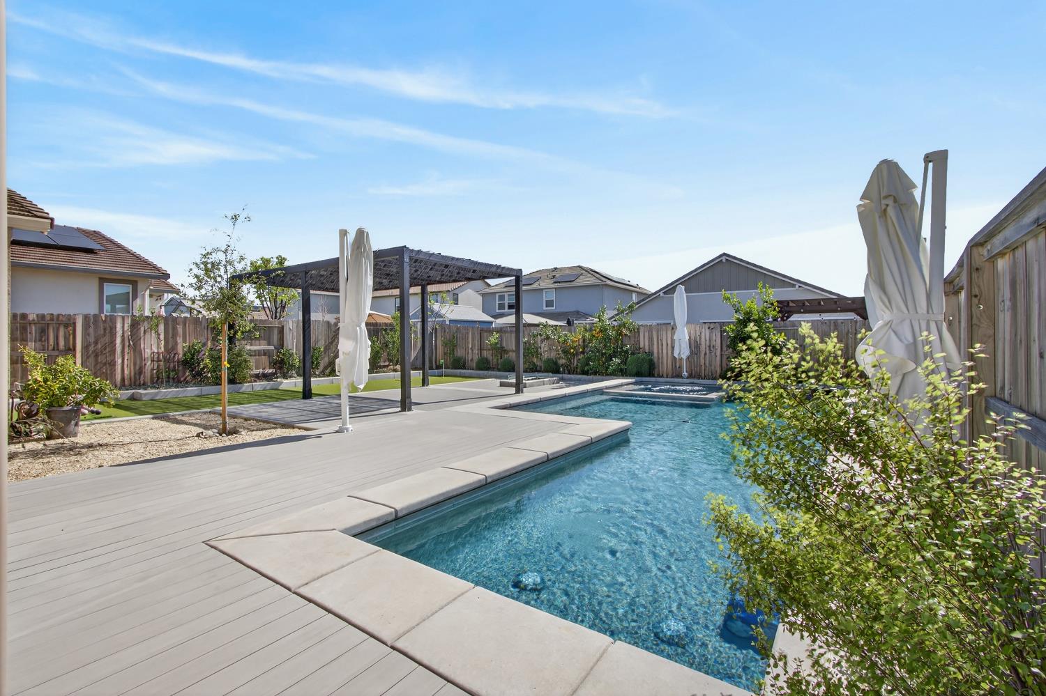 2883 Ridgecrest Drive Lincoln, CA 95648 - Photo 2 of 42 a view of a street with a building in the background