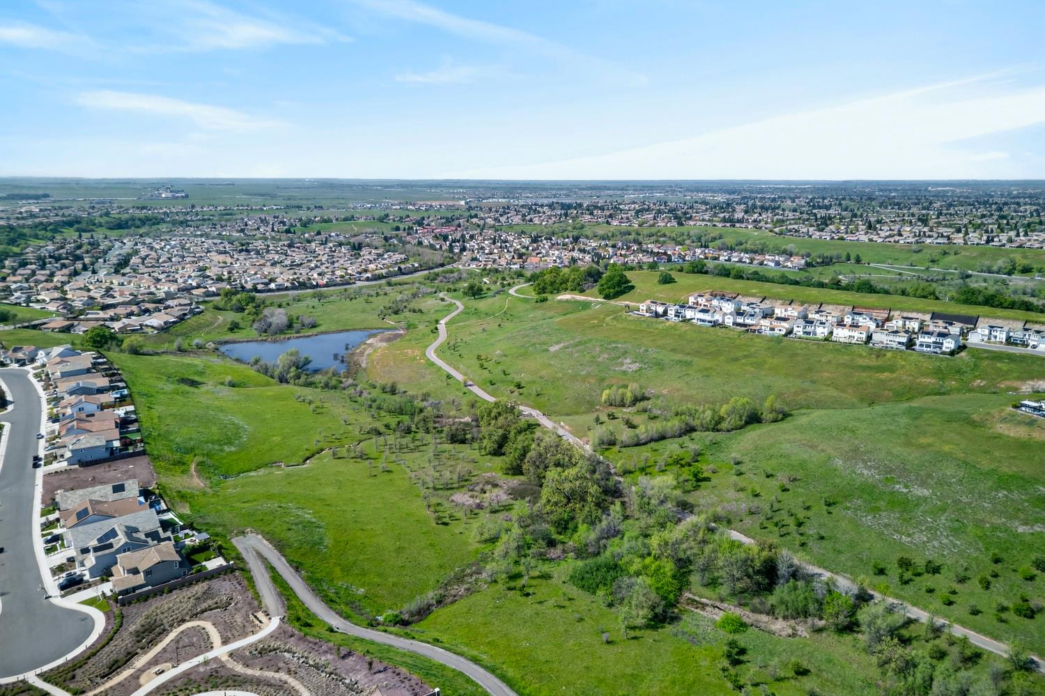 2883 Ridgecrest Drive Lincoln, CA 95648 - Photo 38 of 42 a view of a city