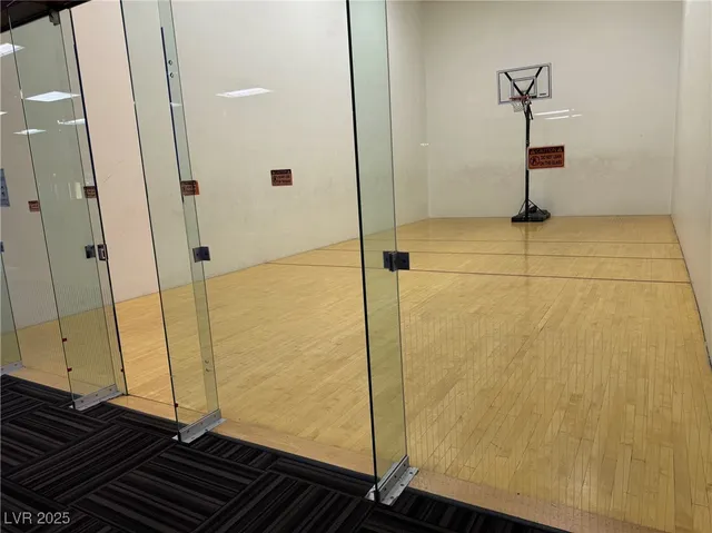 $1,175 | 5118 South Jones Boulevard, Unit 103, Las Vegas, NV 89118