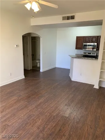 $1,175 | 5118 South Jones Boulevard, Unit 103, Las Vegas, NV 89118
