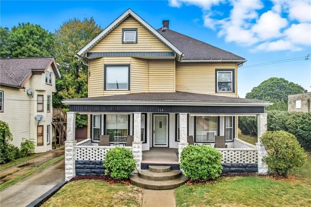 $183,000 | 134 North Mercer Avenue, Sharpsville, PA 16150