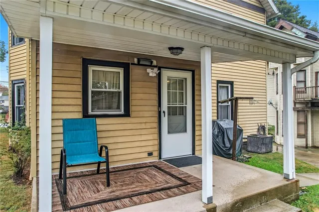 $183,000 | 134 North Mercer Avenue, Sharpsville, PA 16150