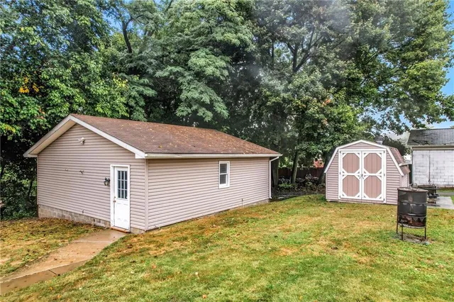 $183,000 | 134 North Mercer Avenue, Sharpsville, PA 16150