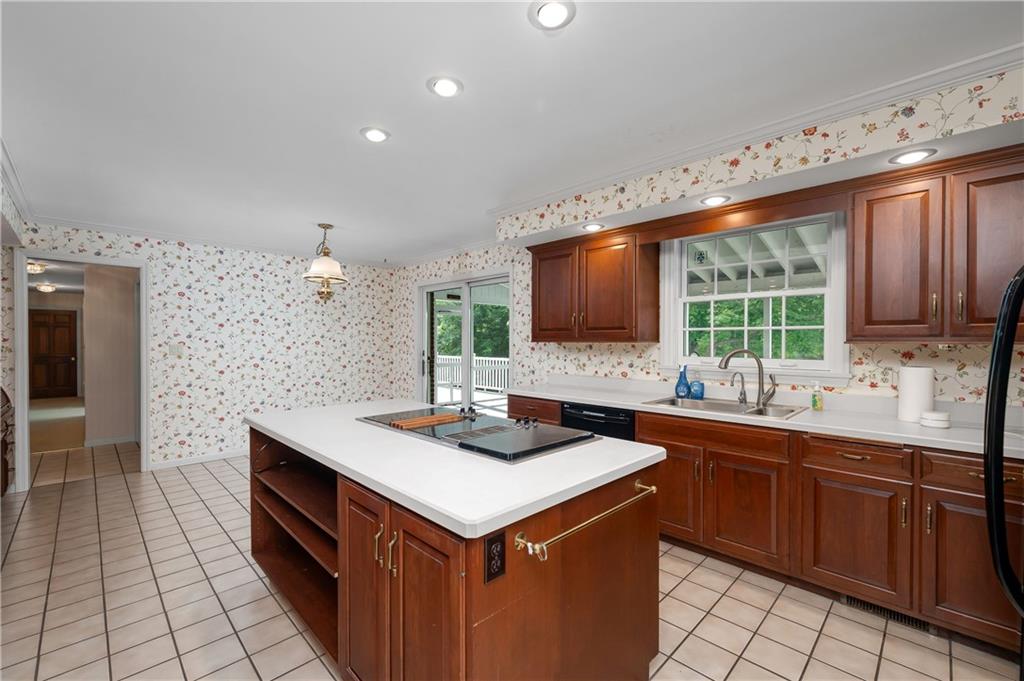120 Mont Road Butler, PA 16001 - Photo 7 of 50