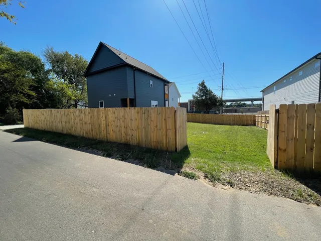 $3,600 | 5210 Georgia Avenue, Unit B, Nashville, TN 37209