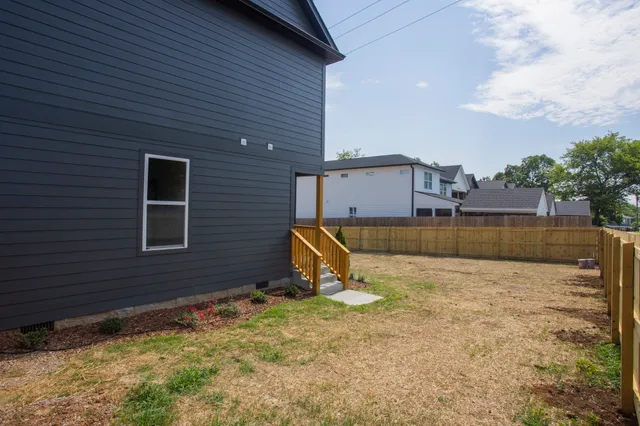 $3,600 | 5210 Georgia Avenue, Unit B, Nashville, TN 37209