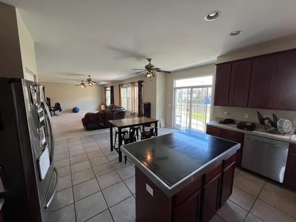 $3,500 | 9699 Fairfield Road, Huntley, IL 60142