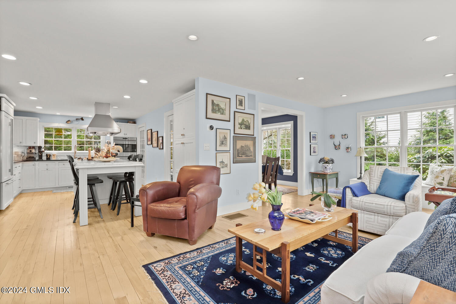 23 Pleasant Street Riverside, CT 06878 - Photo 14 of 35 23 Pleasant St Riverside CT-large-014-01