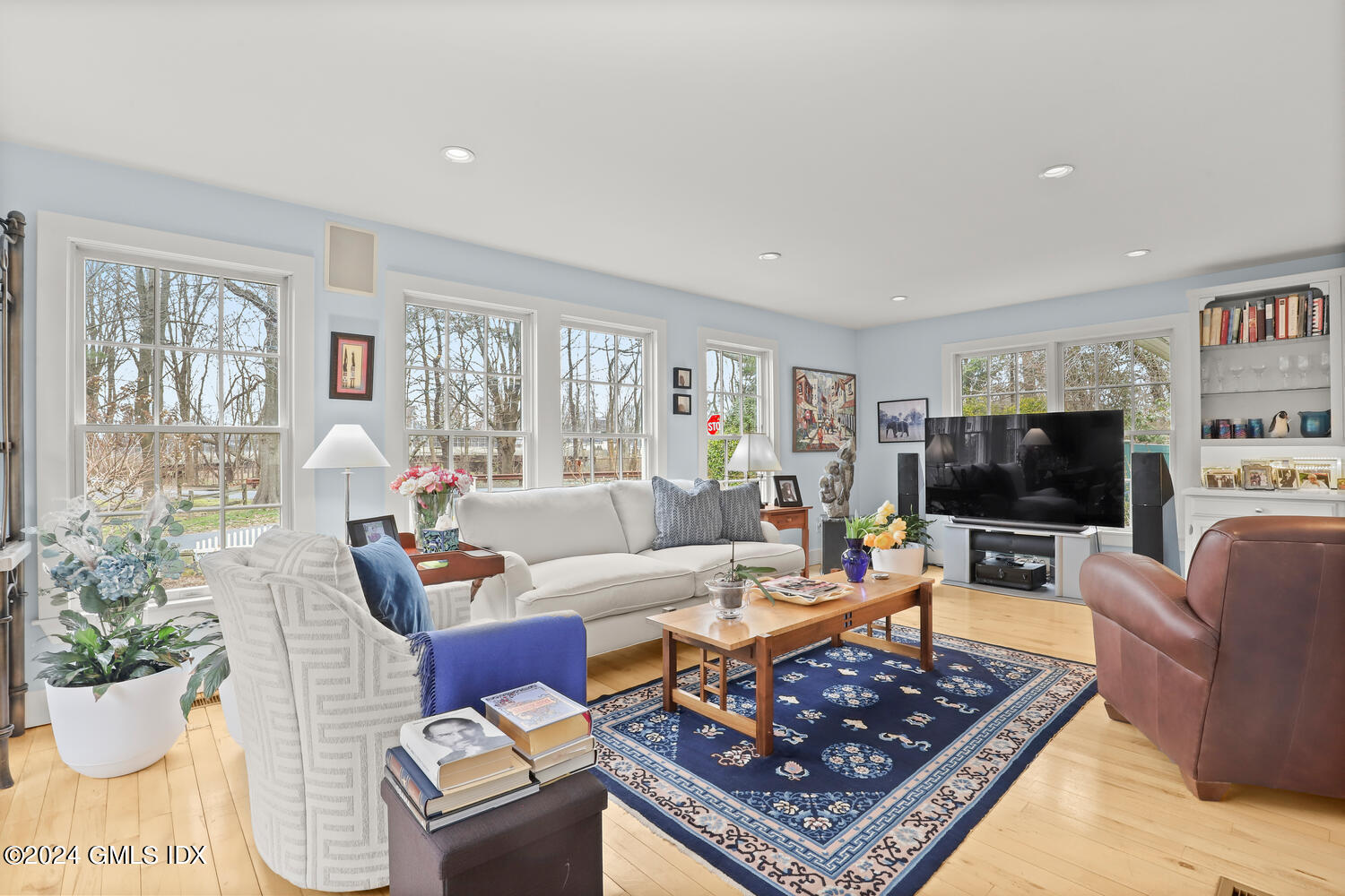 23 Pleasant Street Riverside, CT 06878 - Photo 15 of 35 23 Pleasant St Riverside CT-large-015-00