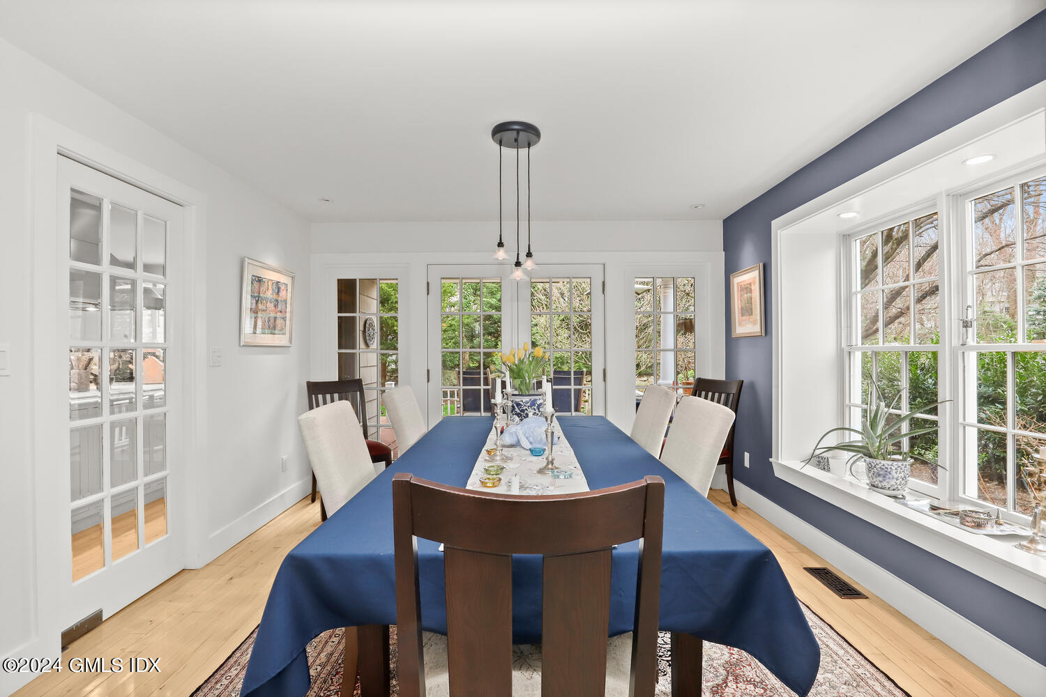 23 Pleasant Street Riverside, CT 06878 - Photo 16 of 35 23 Pleasant St Riverside CT-large-016-02