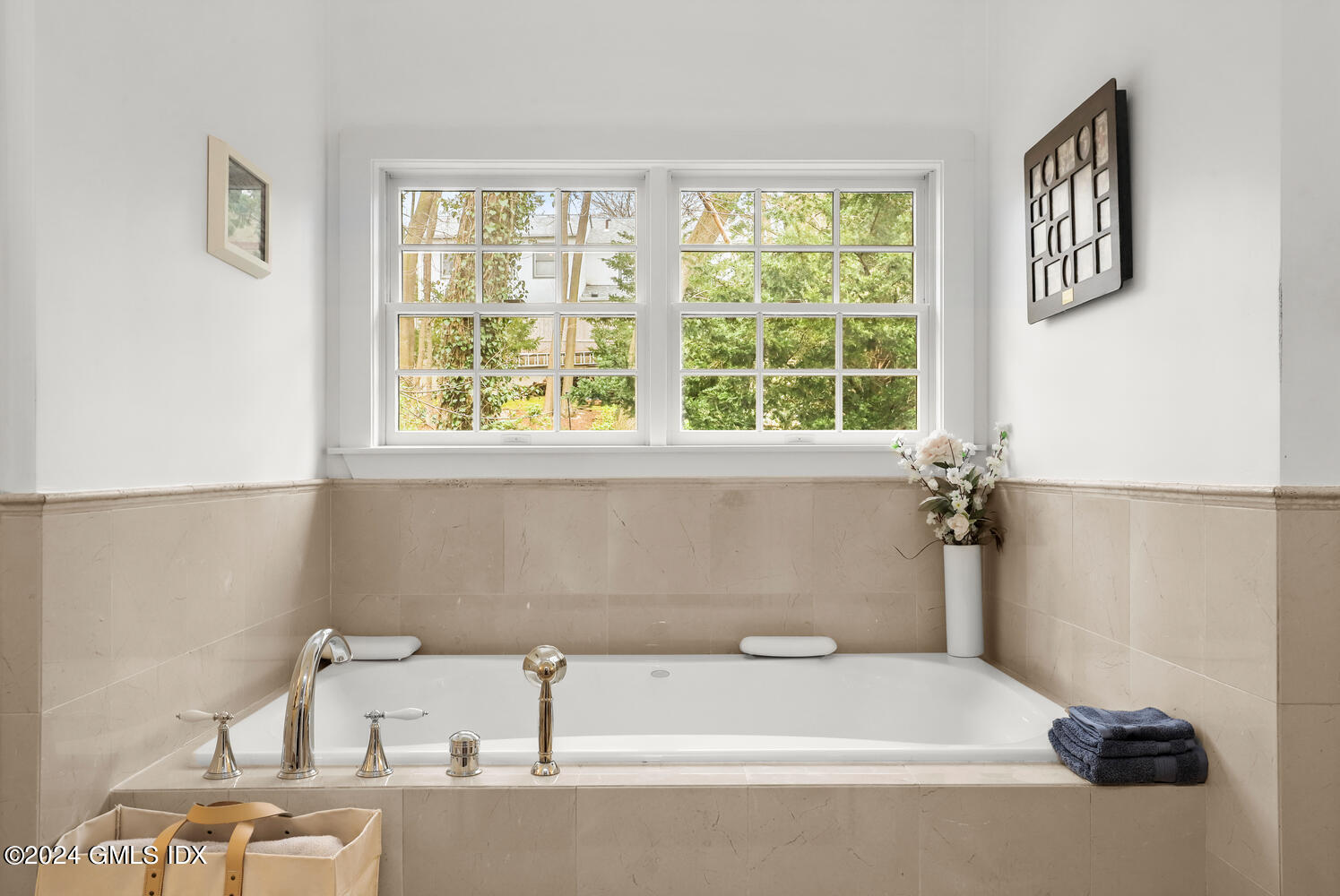 23 Pleasant Street Riverside, CT 06878 - Photo 21 of 35 23 Pleasant St Riverside CT-large-021-02