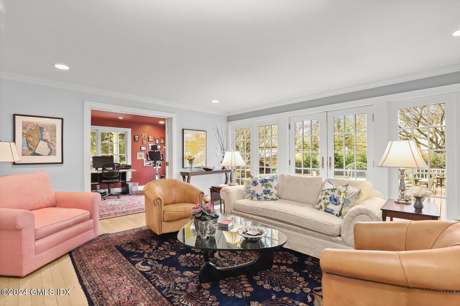 23 Pleasant Street Riverside, CT 06878 - Photo 7 of 35 23 Pleasant St Riverside CT-large-007-01