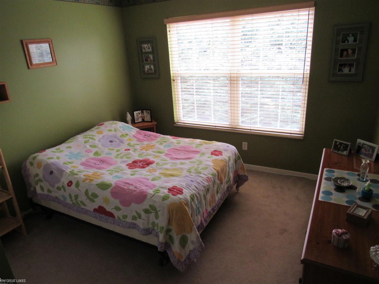 33496 Utica Road Fraser, MI 48026 - Photo 15 of 23