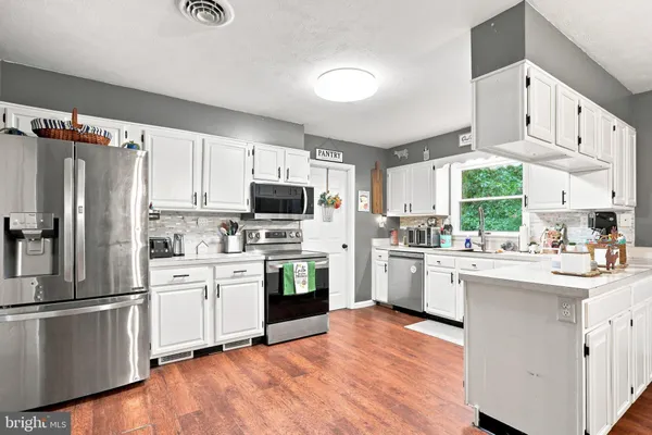 $425,000 | 123 Blakes Way, High View, WV 26808