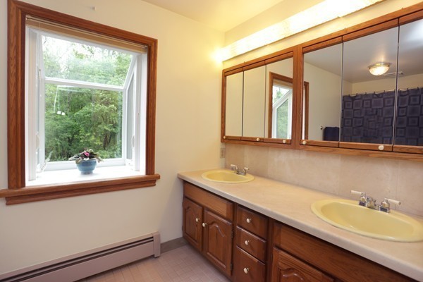 107 Spofford Road Boxford, MA 01921 - Photo 15 of 27