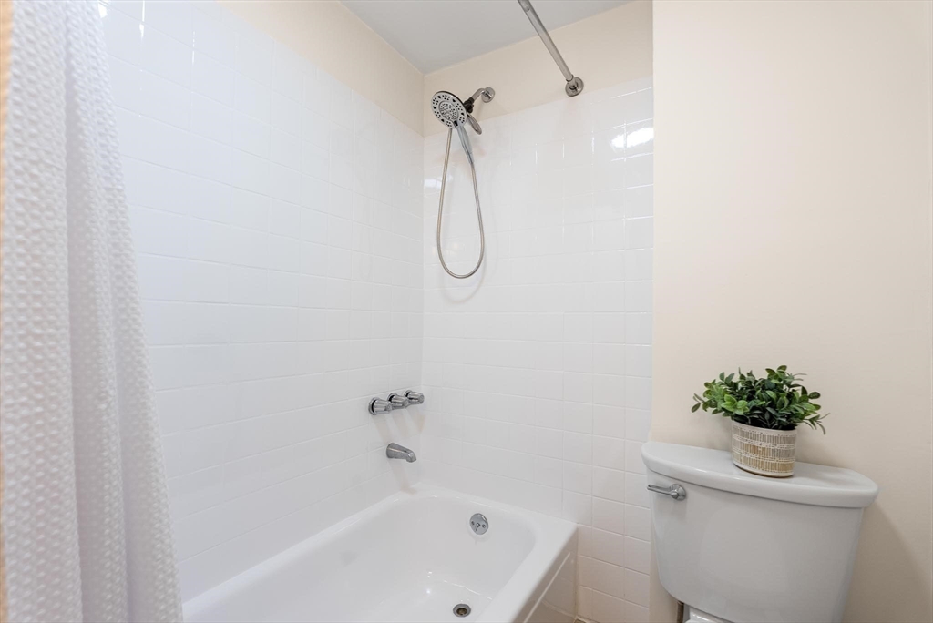 1874 Beacon Street, Unit 4 Brookline, MA 02445 - Photo 12 of 22