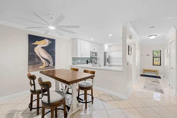 $2,200 | 9193 Pecky Cypress Lane, Boca Raton, FL 33428