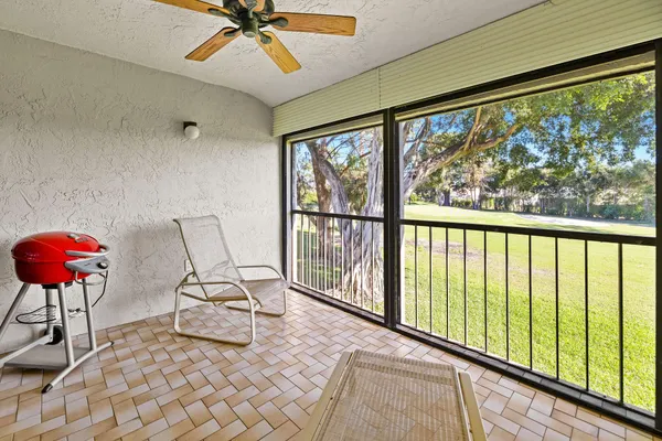 $2,200 | 9193 Pecky Cypress Lane, Boca Raton, FL 33428