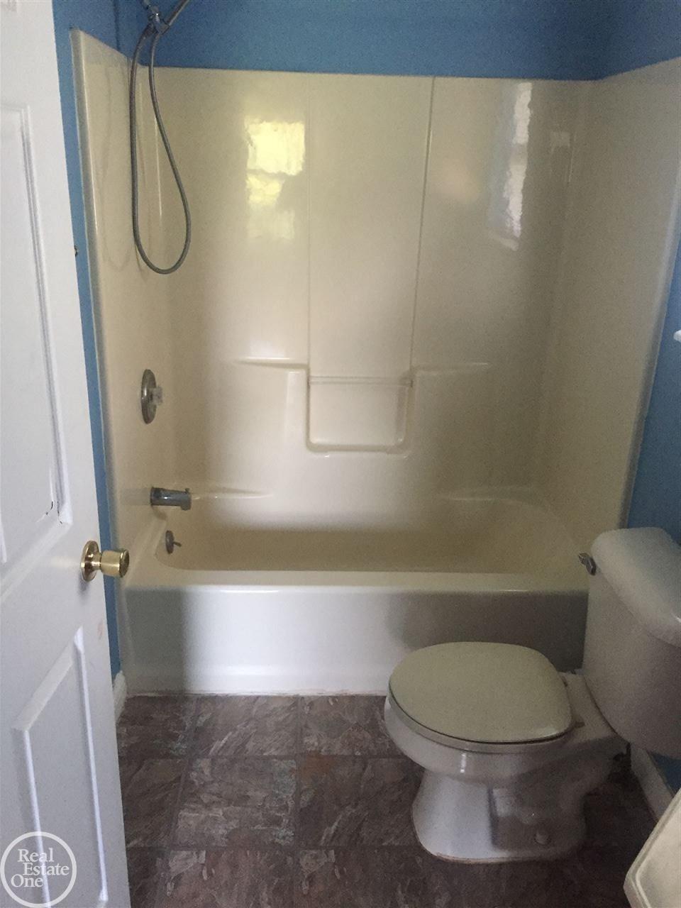 4090 East Wellman Line Road Jeddo, MI 48032 - Photo 23 of 23 31297672-22.JPG