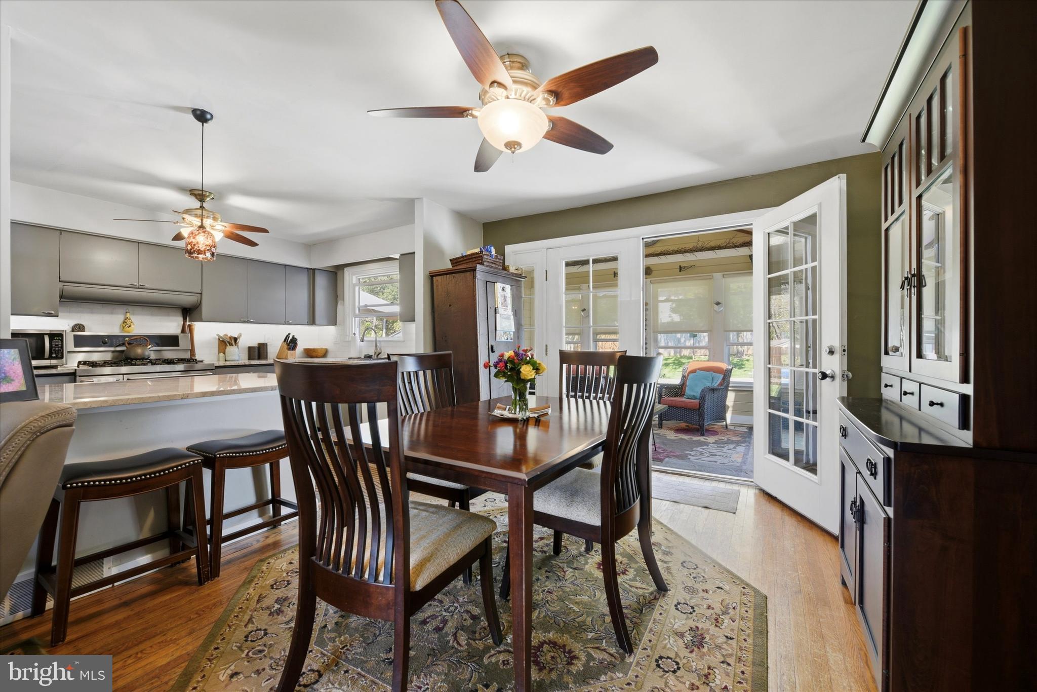 209 New Street Exton, PA 19341 - Photo 10 of 28 Dining room/Kitchen