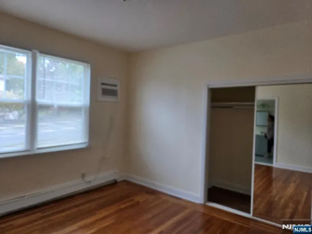 $3,000 | 684 Edgewater Avenue, Unit 1, Ridgefield, NJ 07657