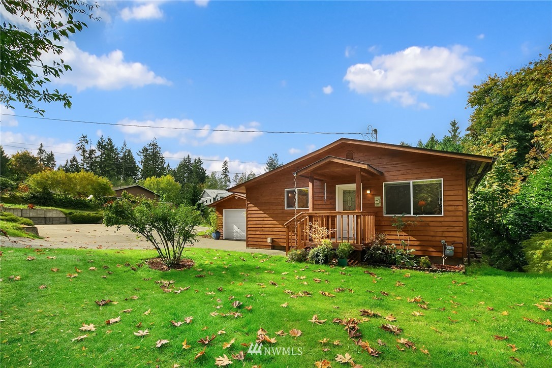 12235 176th Avenue Southeast Renton, WA 98059 - Photo 2 of 25 Gallery Image 2
